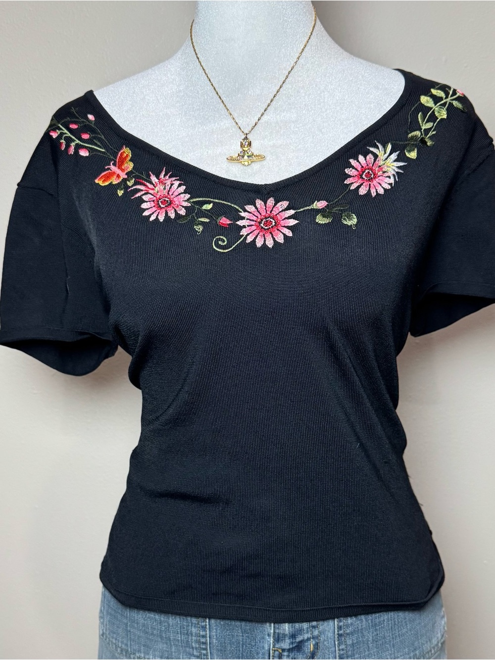Floral Embroidered Whimsigoth Western Butterfly Women's V-Neck Crop Top